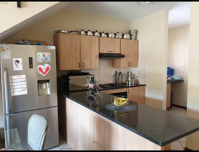 3 BEDROOM TOWNHOUSE FOR SALE IN NOORDWYK